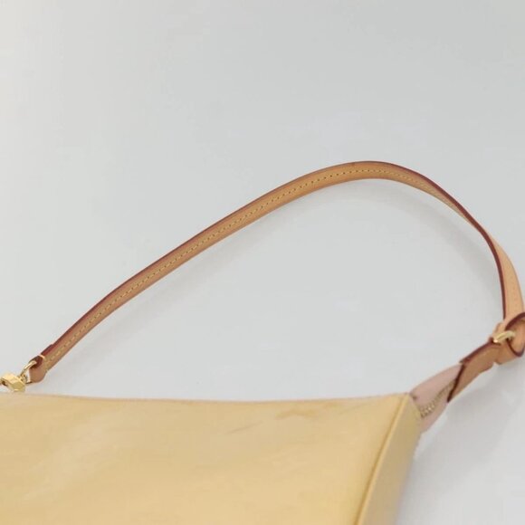 LOUIS VUITTON Vernis Pochette Accessoires Rose Angelique M90072 LV Auth 135464 - Picture 9 of 16